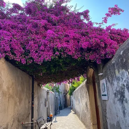 Lipari Centro Storico Flat 7 Mins From Port Apartment Exterior photo