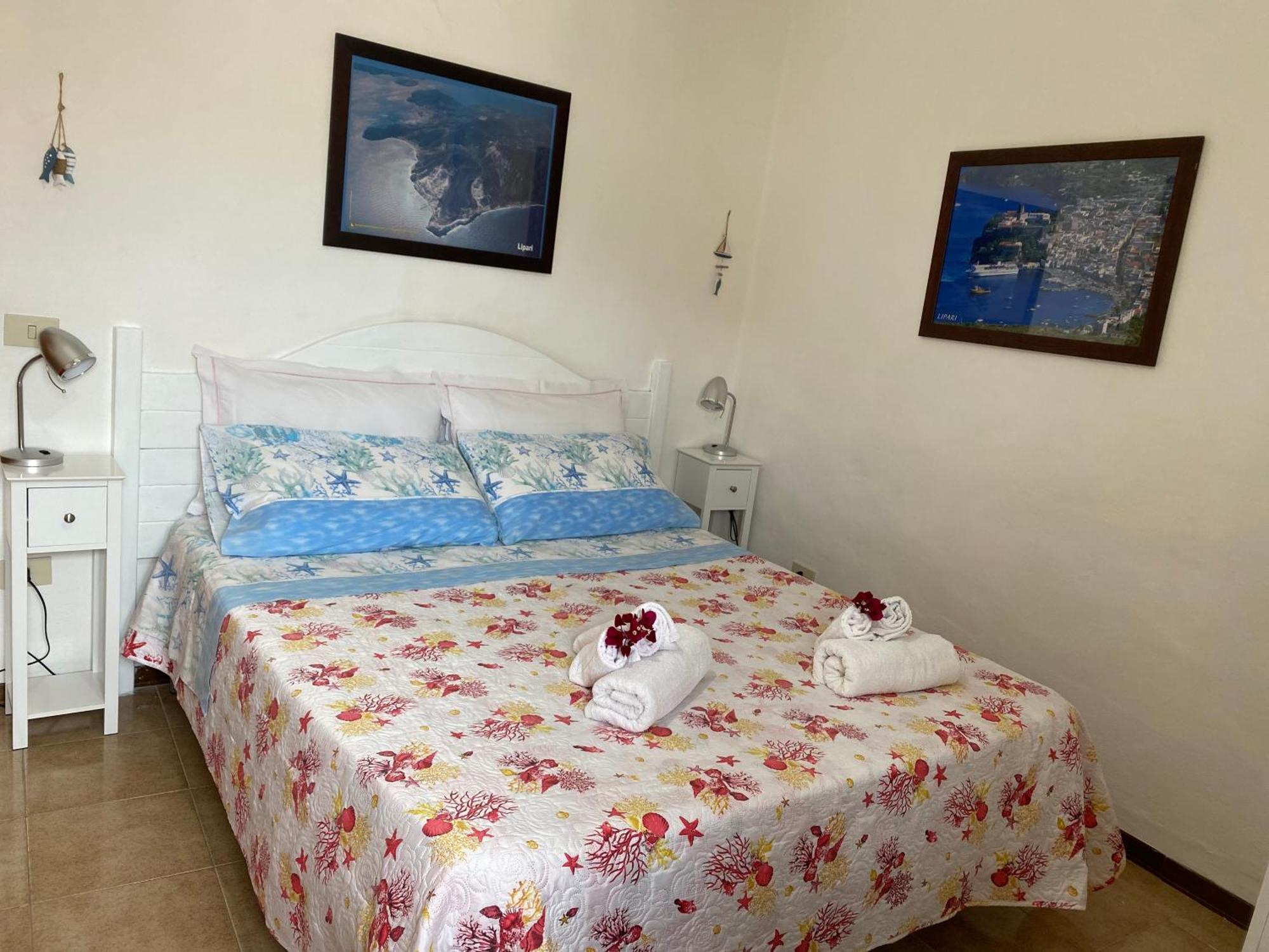 Centro Storico Flat 7 Mins From Port Apartment